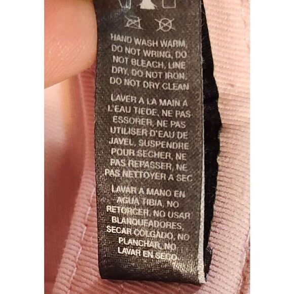 JOHN DEERE Pink Cap/hat. Adjustable with some stains - Picture 5 of 7